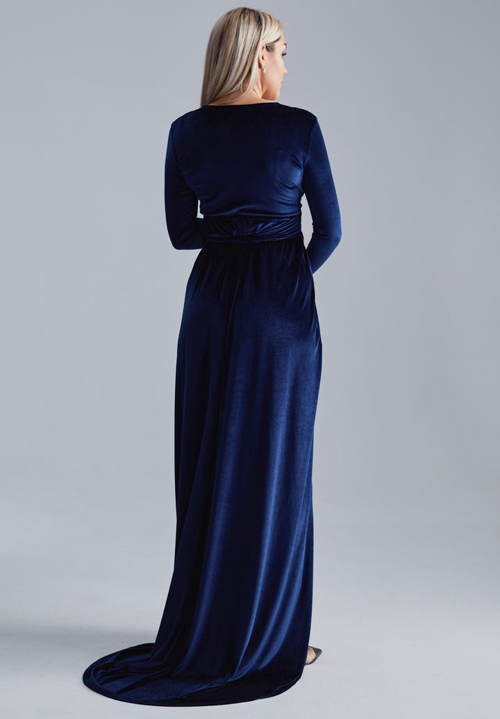 Elegant Velvet Maternity Gown with Train – Maxi Wrap Style - Balvory