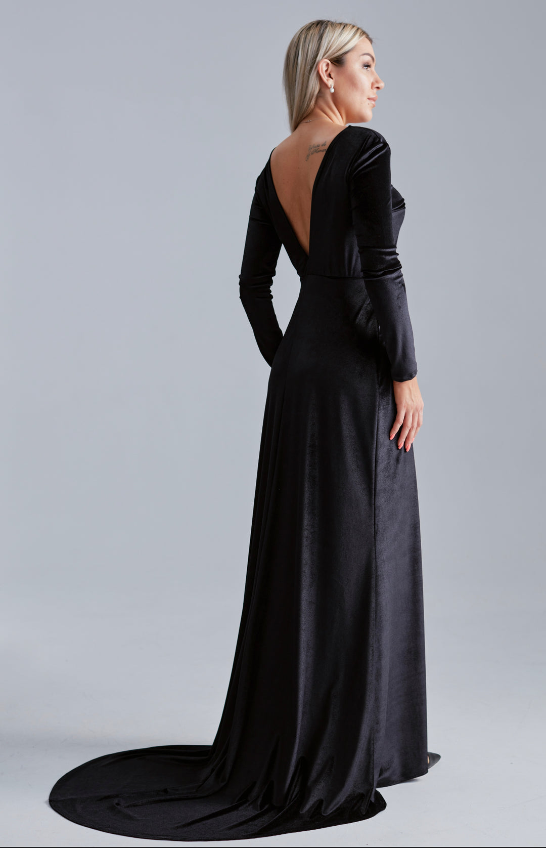 Long-Sleeve Velvet Evening Gown with V-Back & Sweep Train - Balvory